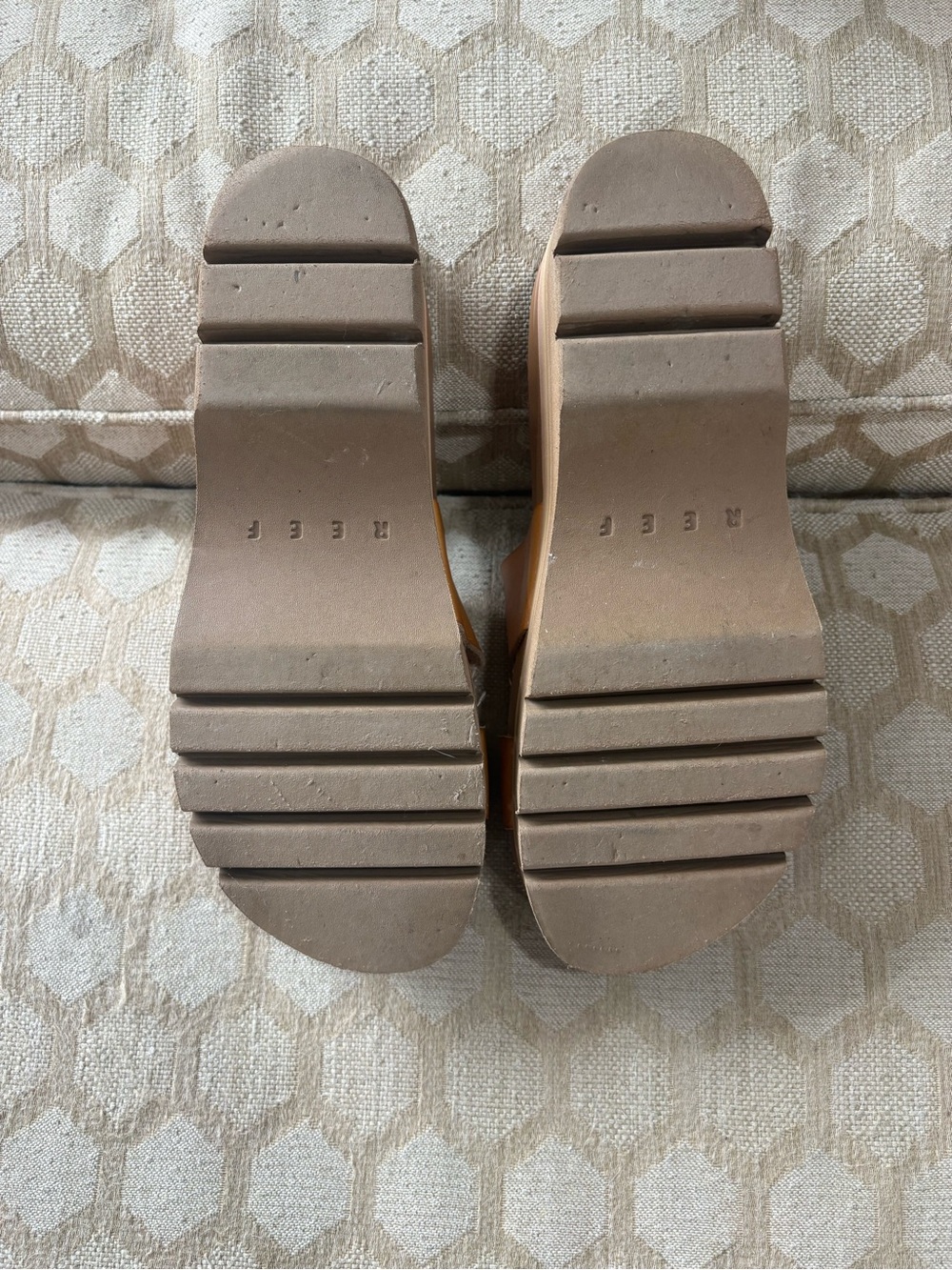 Reef Women's Tan Platform Sandals - Picture 6 of 7